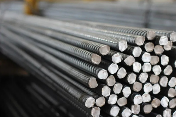 Corte dobra e montagem de aço